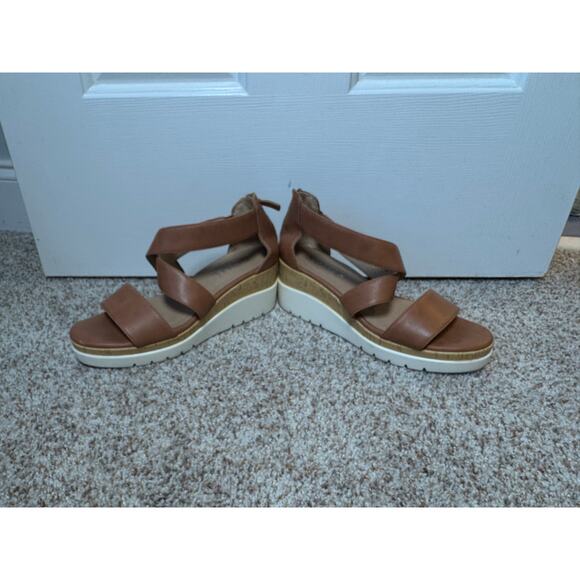 NATURALIZER SOUL GOODTIMES Women's heeled Sandals, size 7.5W (WIDE) - Picture 9 of 10